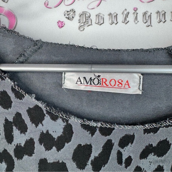 Amorosa long sleeve sparkly trim thread silver Gray Leopard Print Sweatshirt - Picture 9 of 13